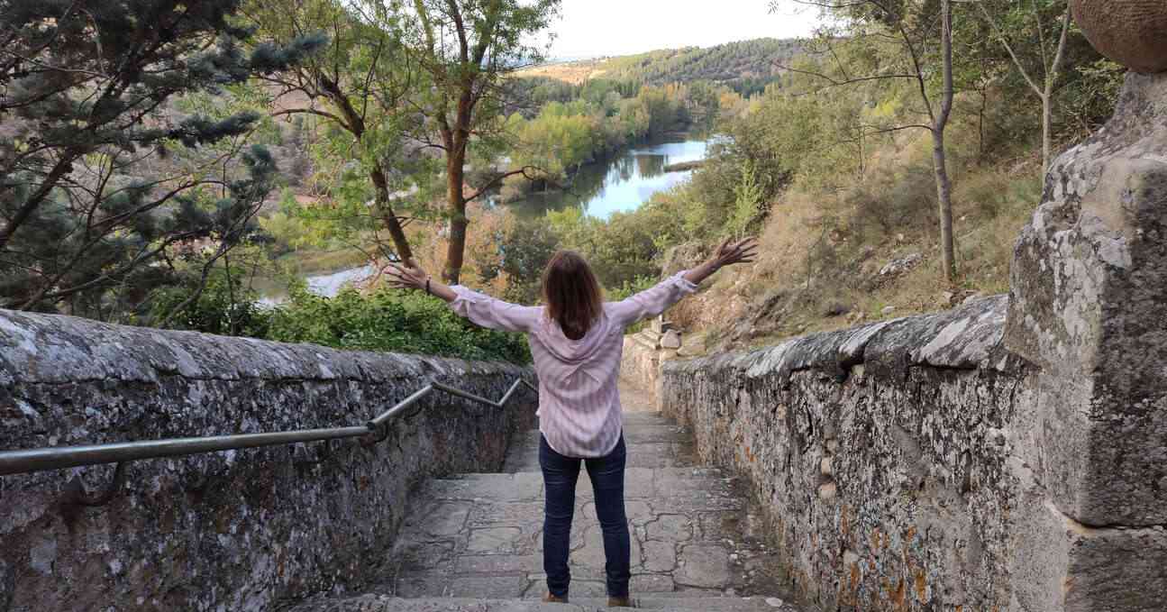 sobre mi raquel sintiendo tu viaje